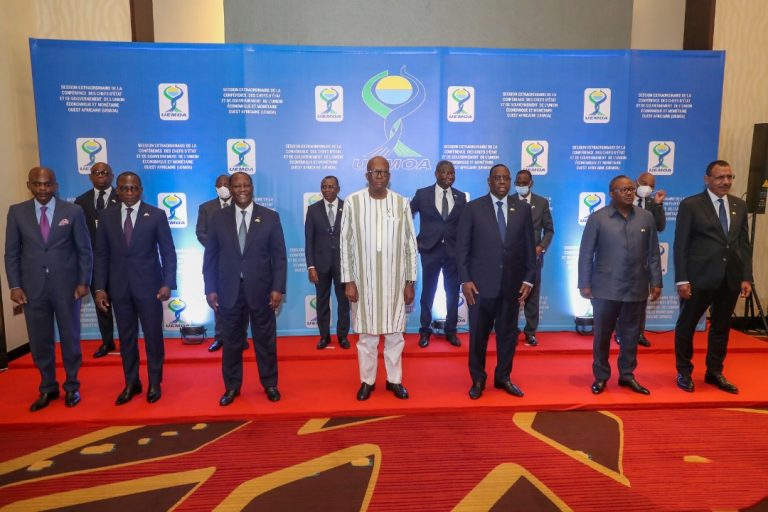 Le Mali lourdement sanctionné par la CEDEAO