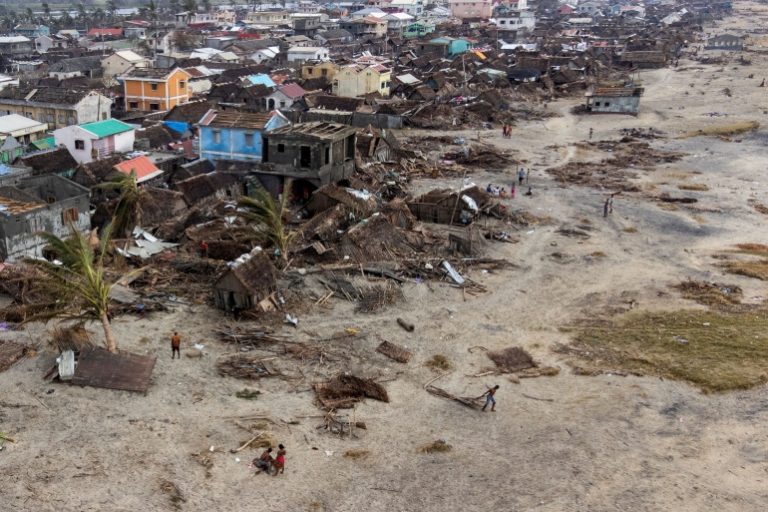 Madagascar : Un nouveau cyclone devrait frapper Mananjary, qui a déjà été dévasté.